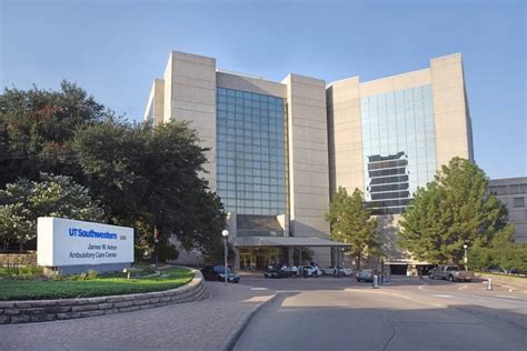 ut southwestern in dallas|ut southwestern on harry hines.